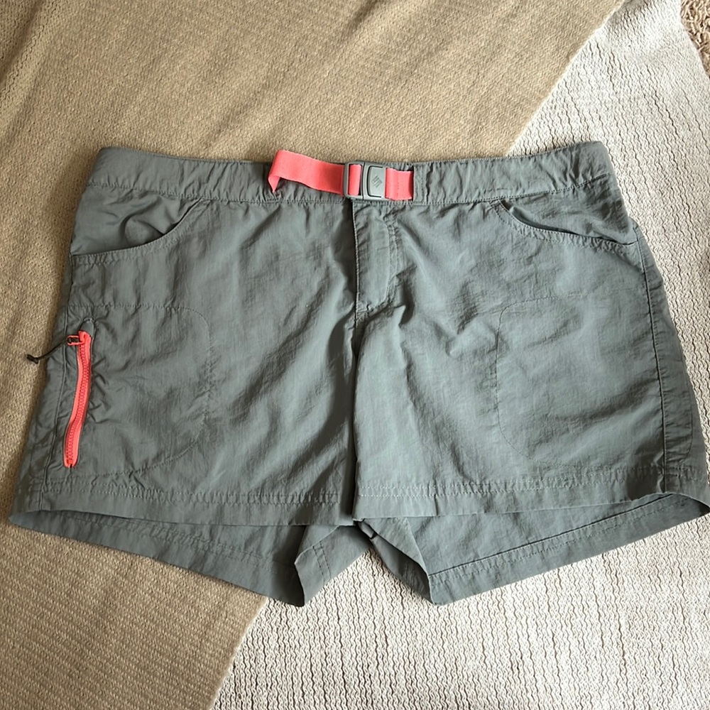 Columbia Hiking Shorts- Grey, size 12